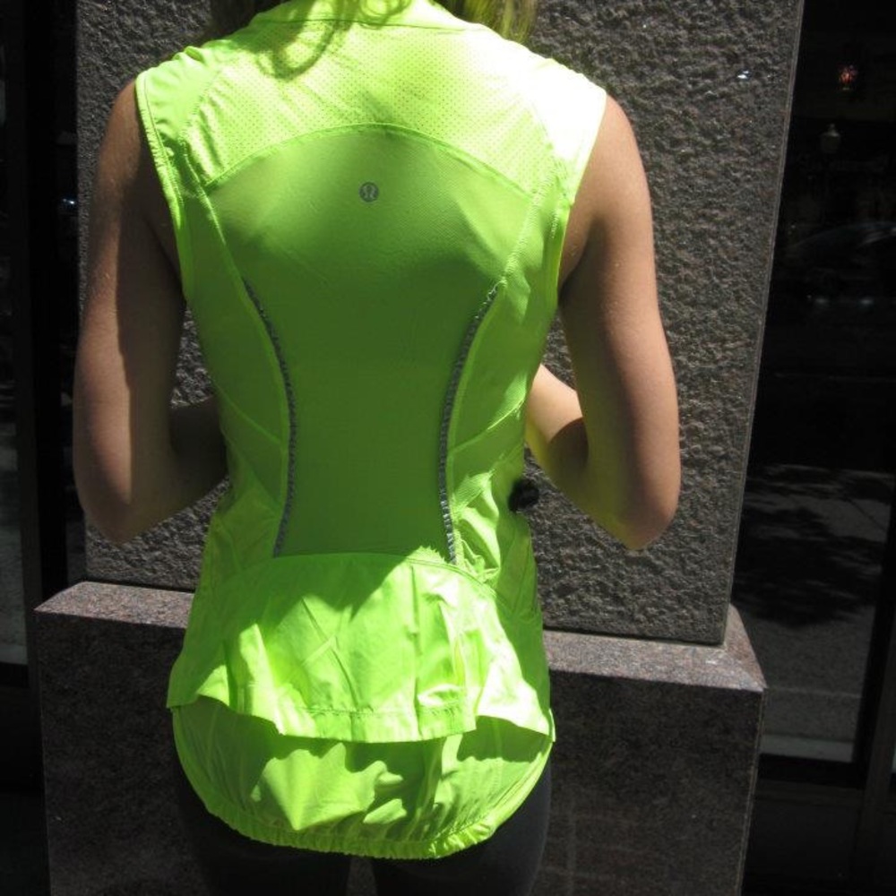 Lululemon Presta Cycling Vest "Ray" 6 EUC